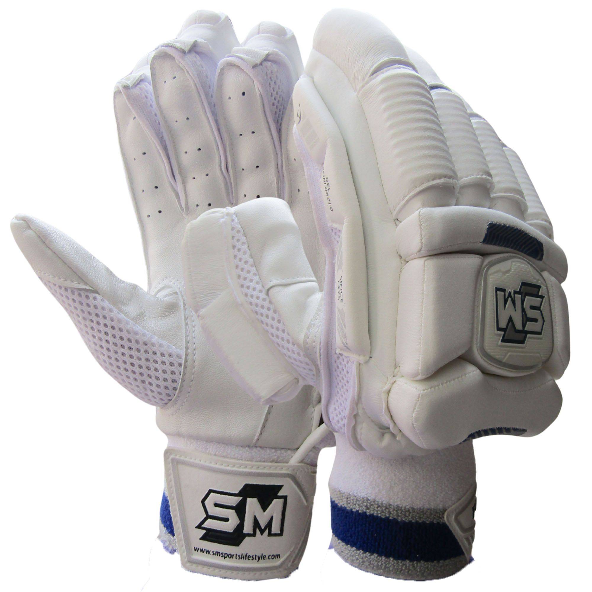 SM US 100 Plus Batting Gloves 