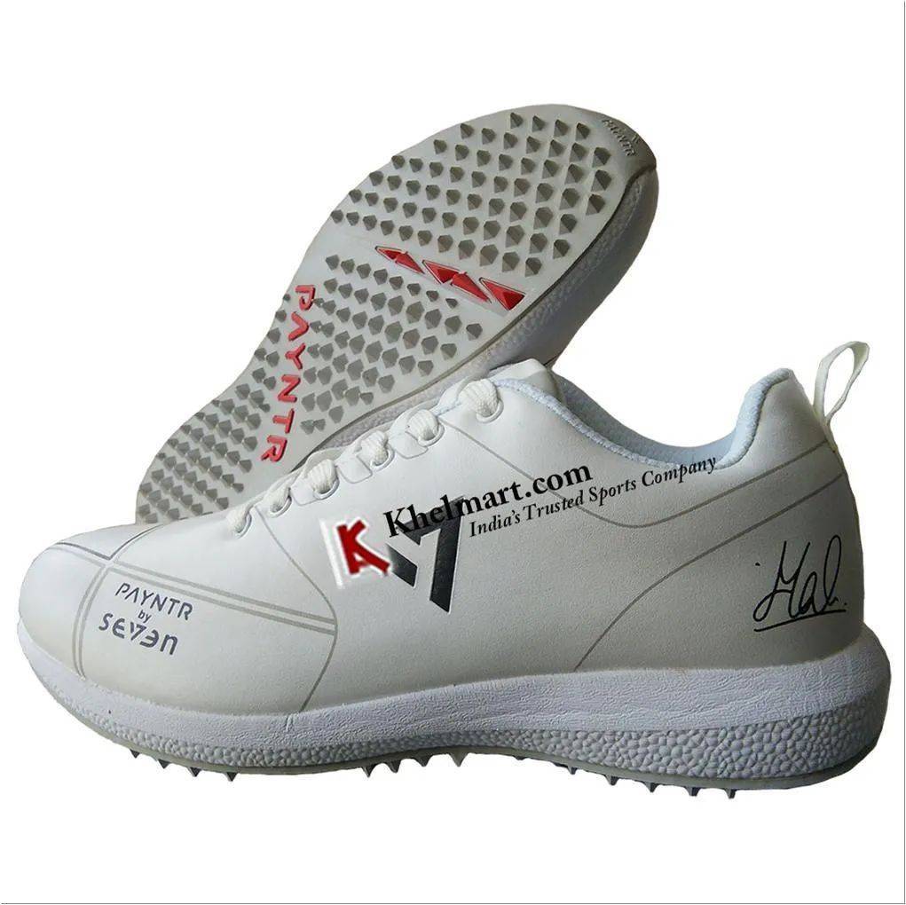 Payntr Stud Cricket Shoes