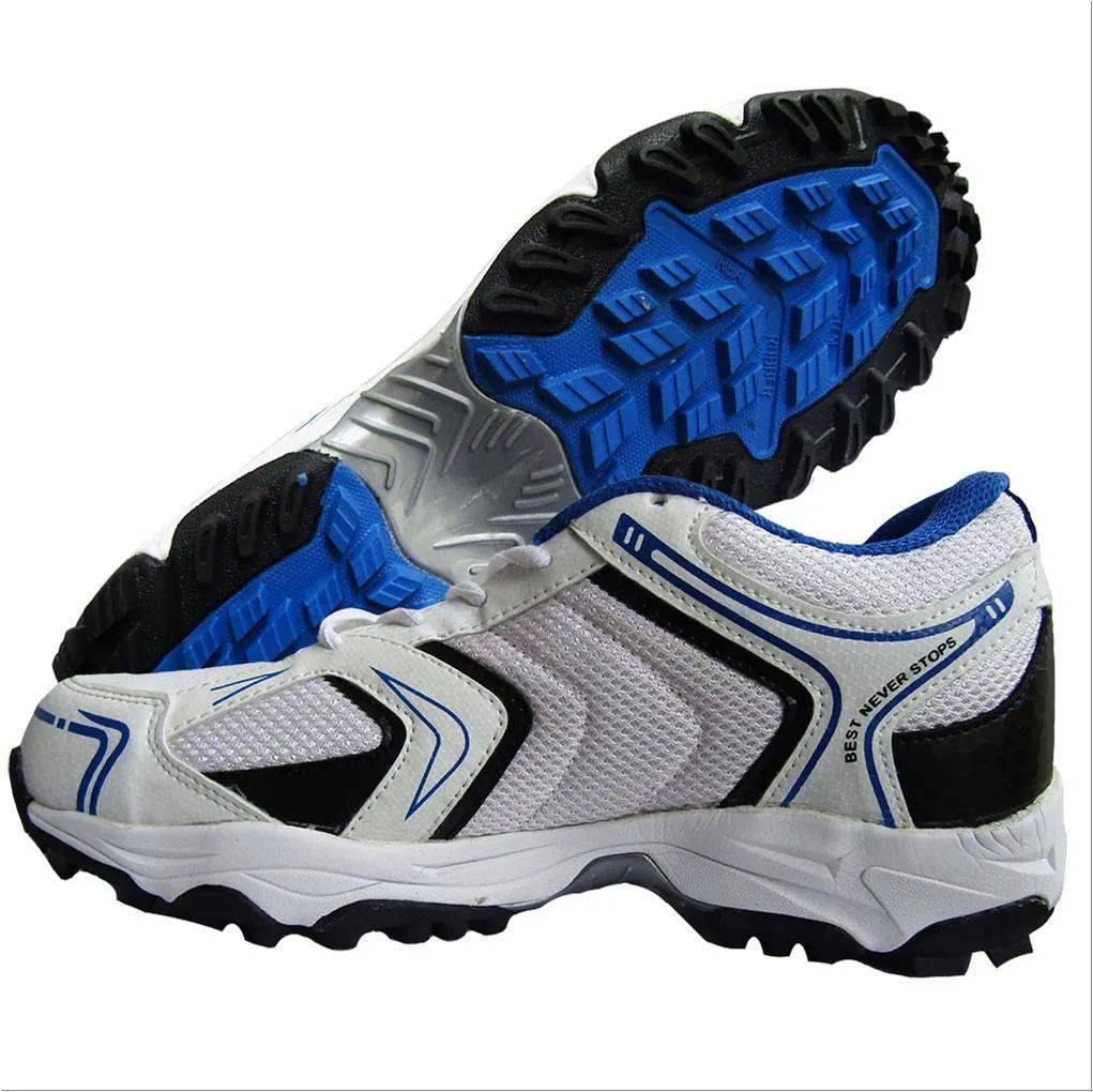 SS Gutsy No 9 Cricket Shoes