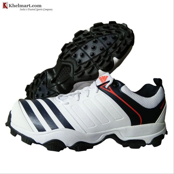 Adidas 22 YARDS TRAINER 17 Stud Cricket Shoes White and Black,- Buy Adidas  22 YARDS TRAINER 17 Stud Cricket Shoes White and Black Online at Lowest  Prices in India - | khelmart.com
