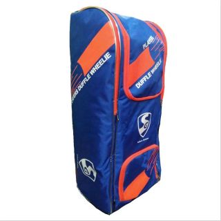 SG Players Duffle with wheels Cricket Kit Bag