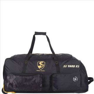 SG 22 Yard X3 Wheelie Cricket Kit Bag Baseimage01