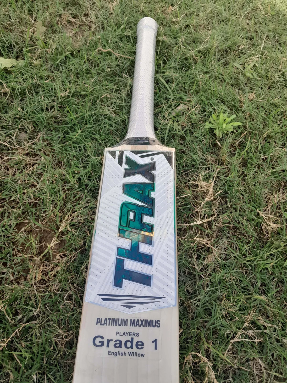 Thrax Platinum Maximus Players Grade A English Willow Cricket Bat Thrax Platinum Maximus Players Grade A English Willow Cricket Bat