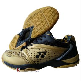 Yonex aero comfort on sale