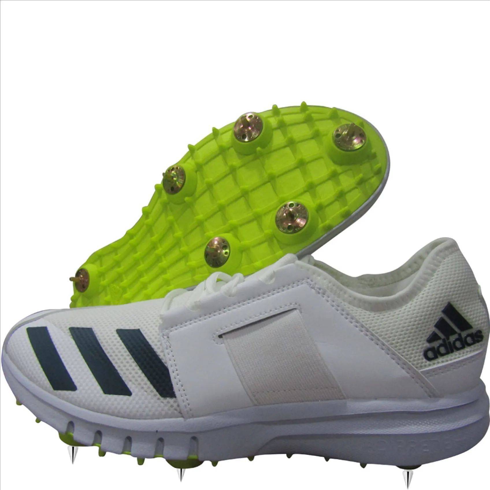 Adidas howzat hot sale cricket shoes