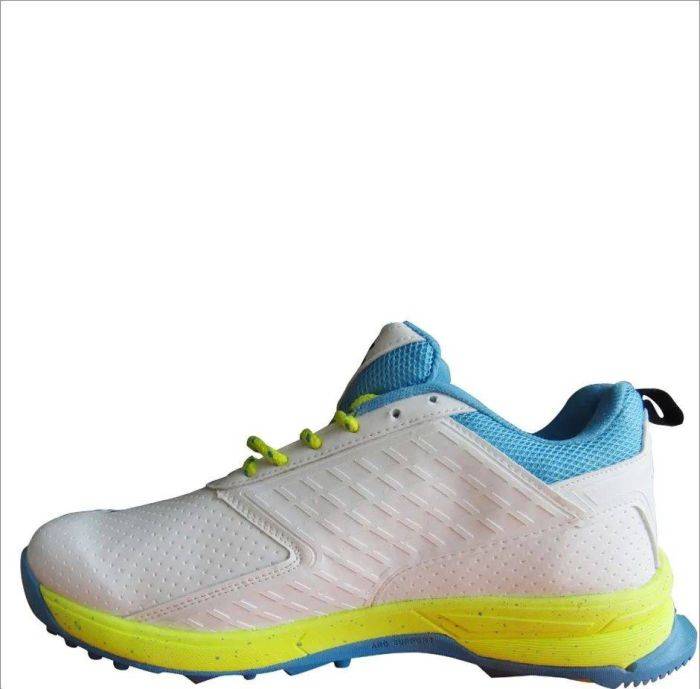 Khelmart cricket shoes deals