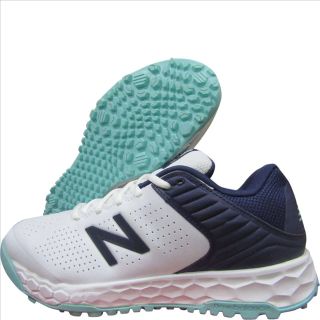 Nb cricket outlet shoes spikes