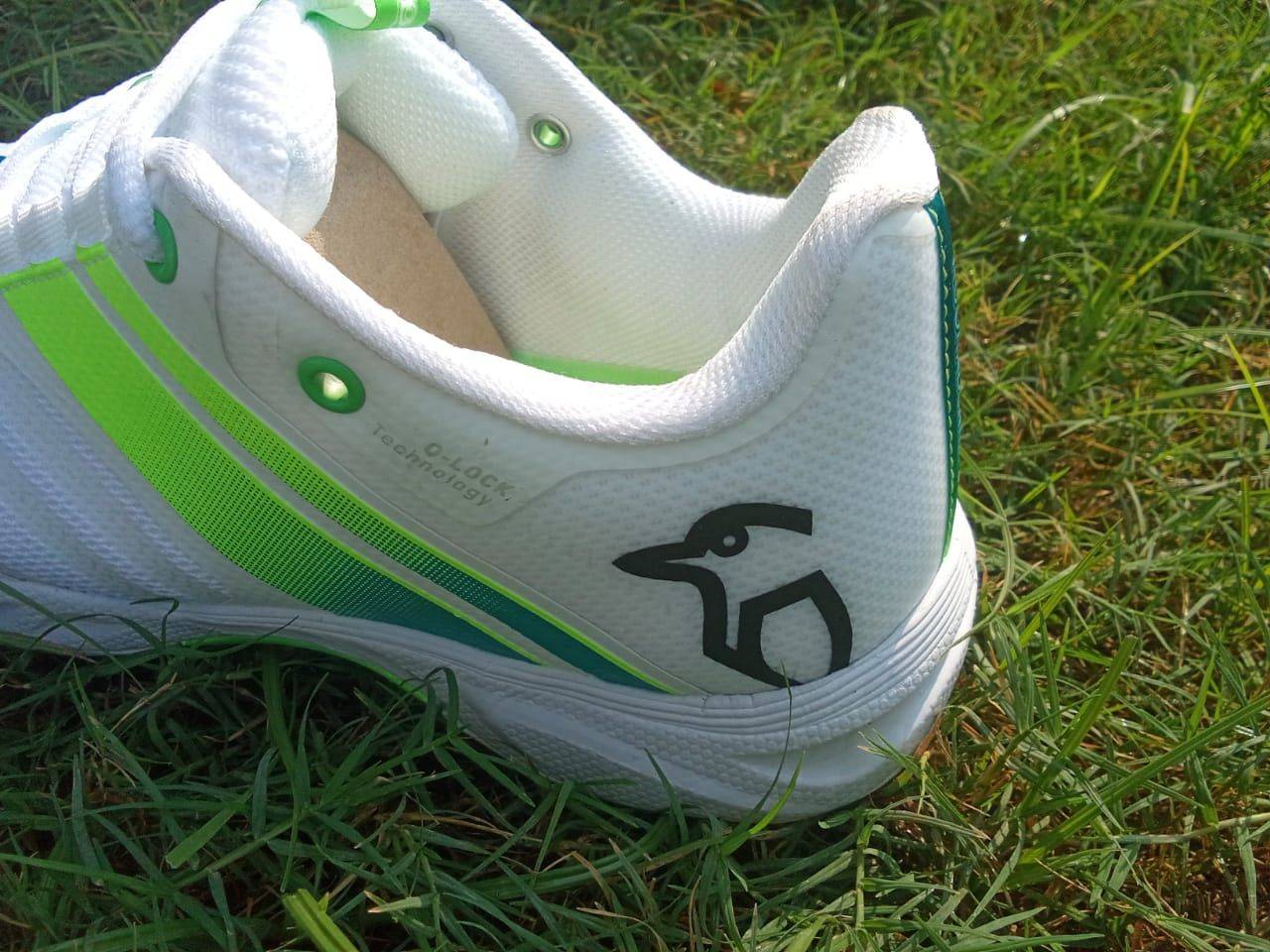 Kookaburra_pro_2.0_Spikes_shoes