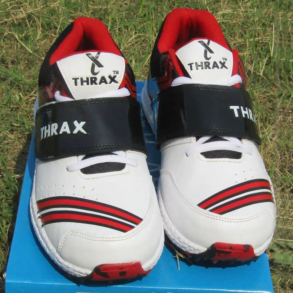 Thrax_Dragger_Stud_Cricket_Shoes_