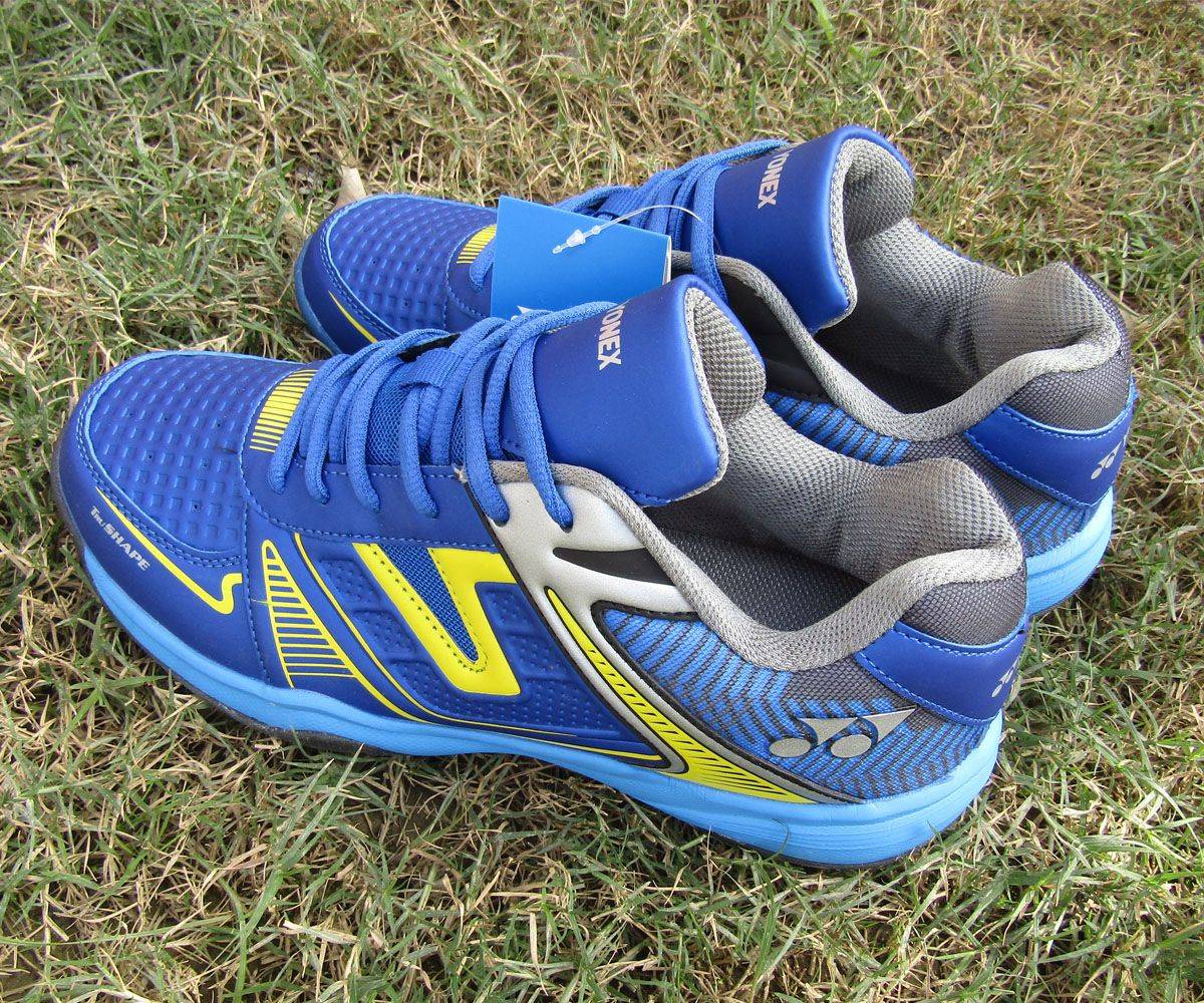 TOKYO 3 Badminton Shoes Bright Blue and Yellow