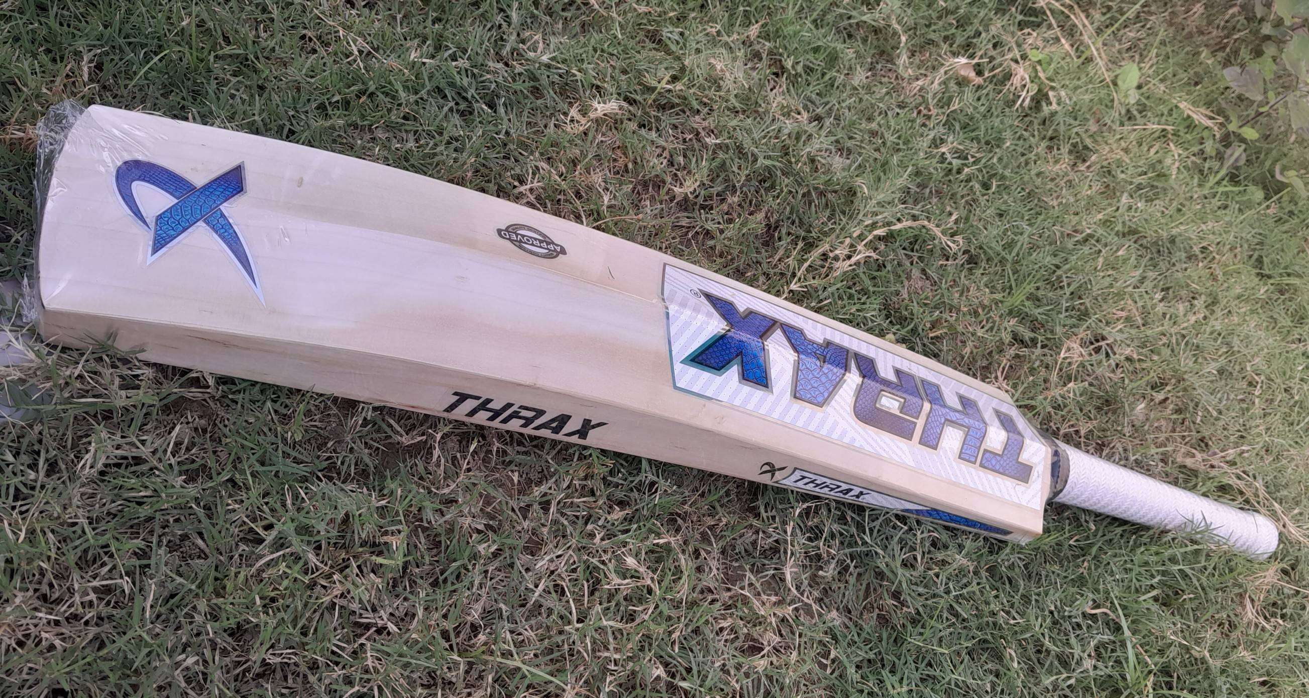 Thrax Grand Edition English Willow Cricket Bat