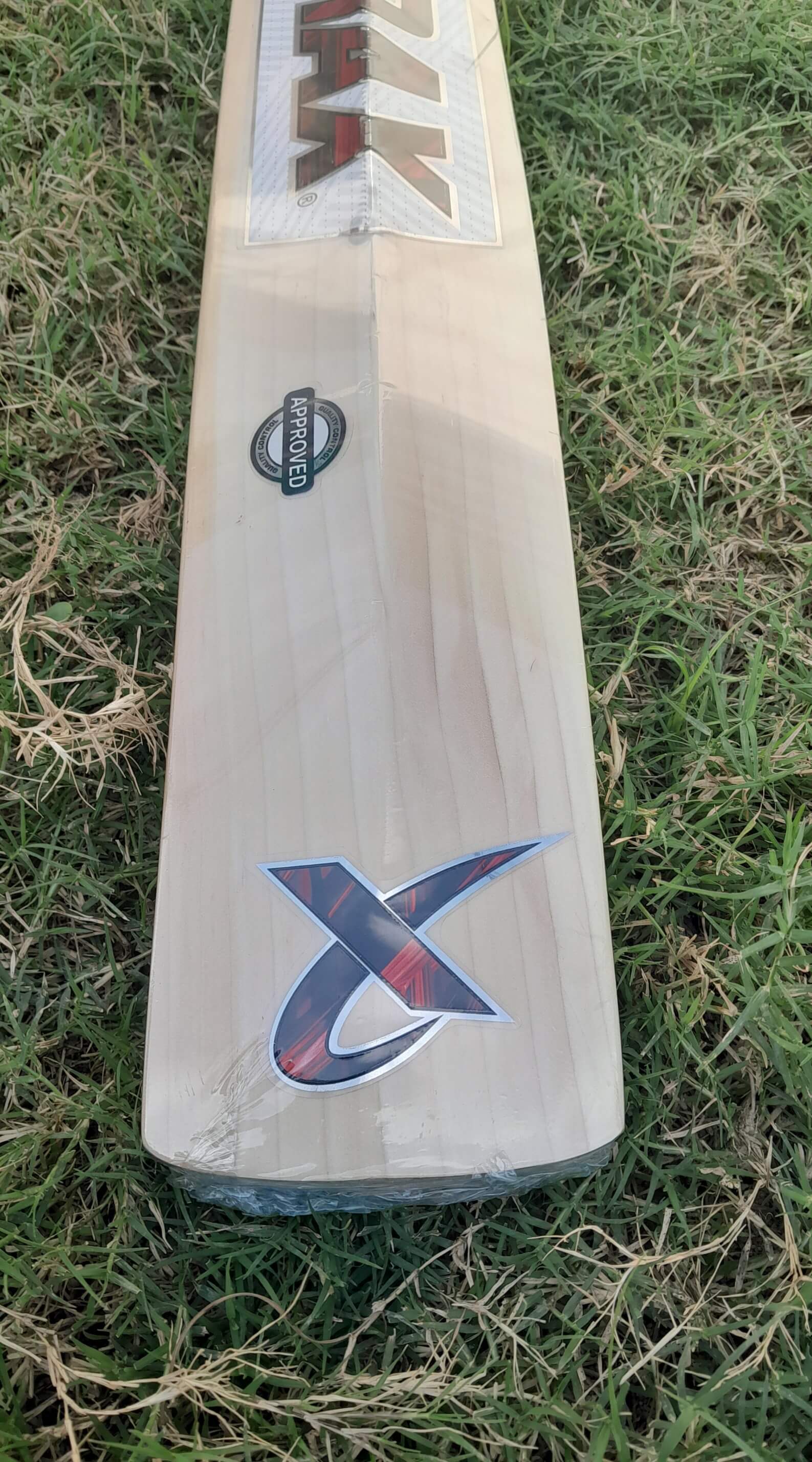 Thrax Roar Ultimate English Willow Cricket Bat