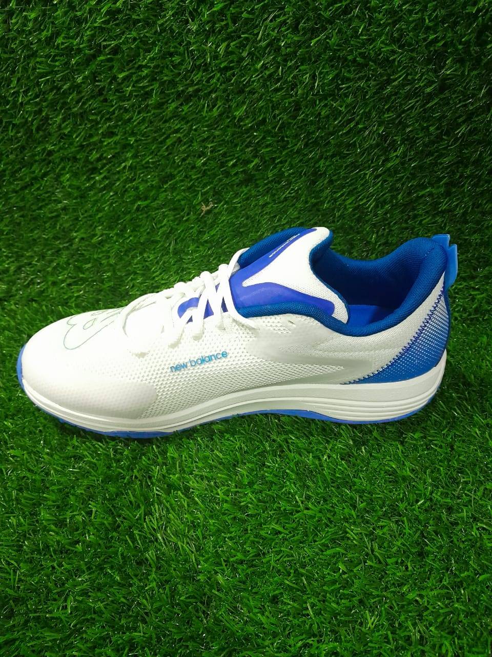 New Balance CK10 R5 Spike Cricket Shoes White Blue