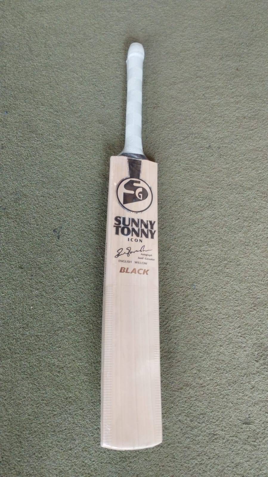 SG Sunny Tonny Icon Black English Willow Bat