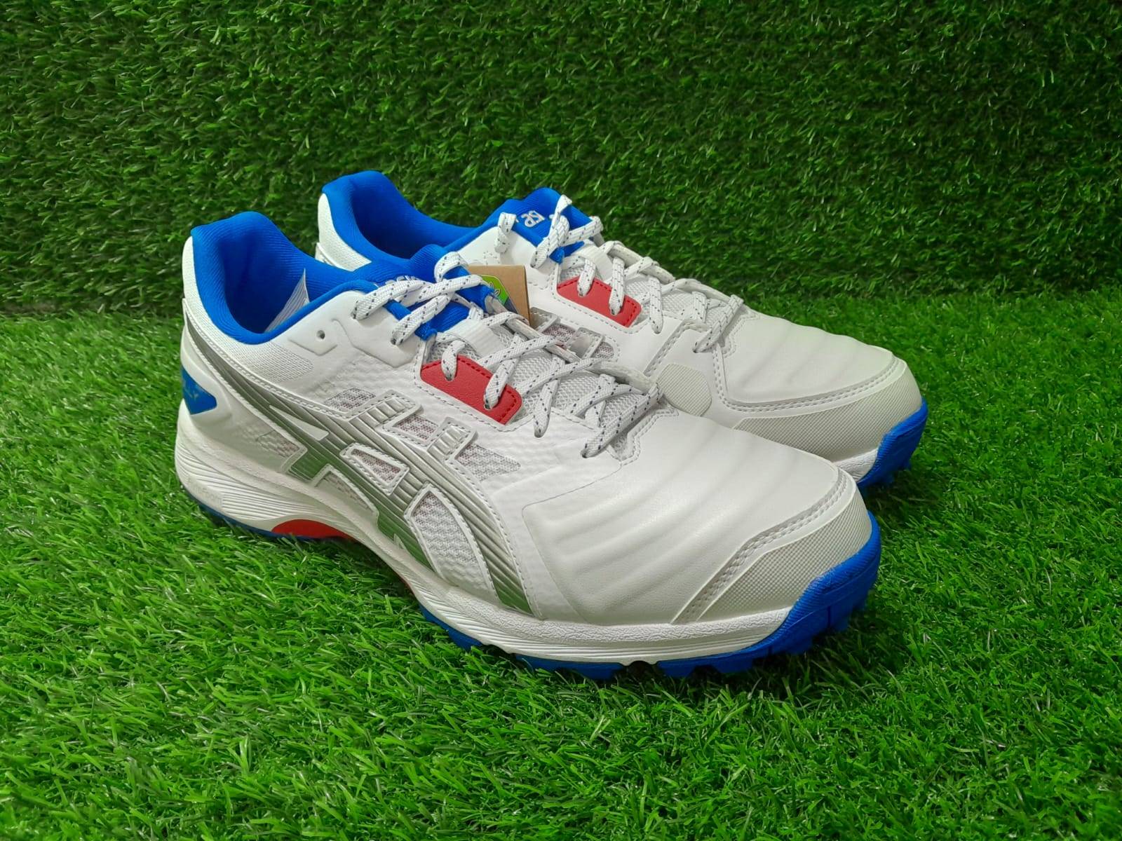 Asics Gel Gully 7 Cricket Shoes White Pure Silver