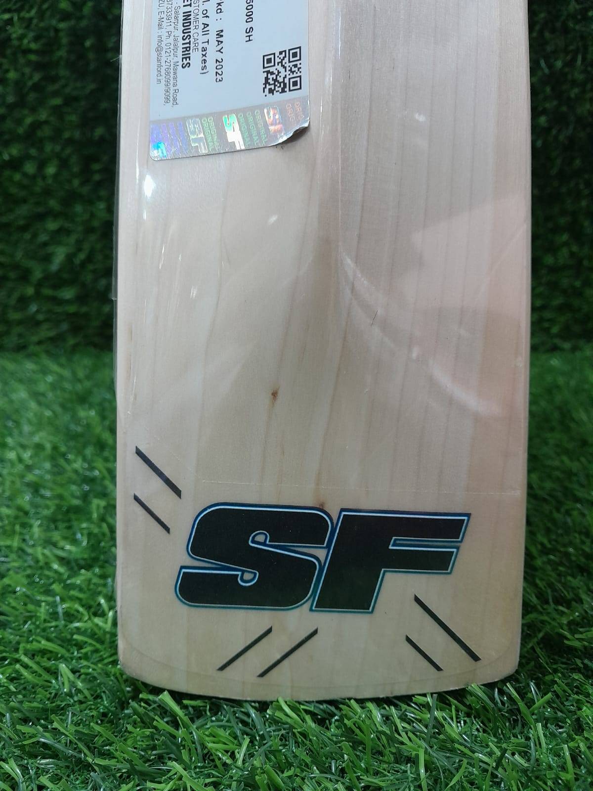 SF Camo Premium 15000 English willow Cricket bat