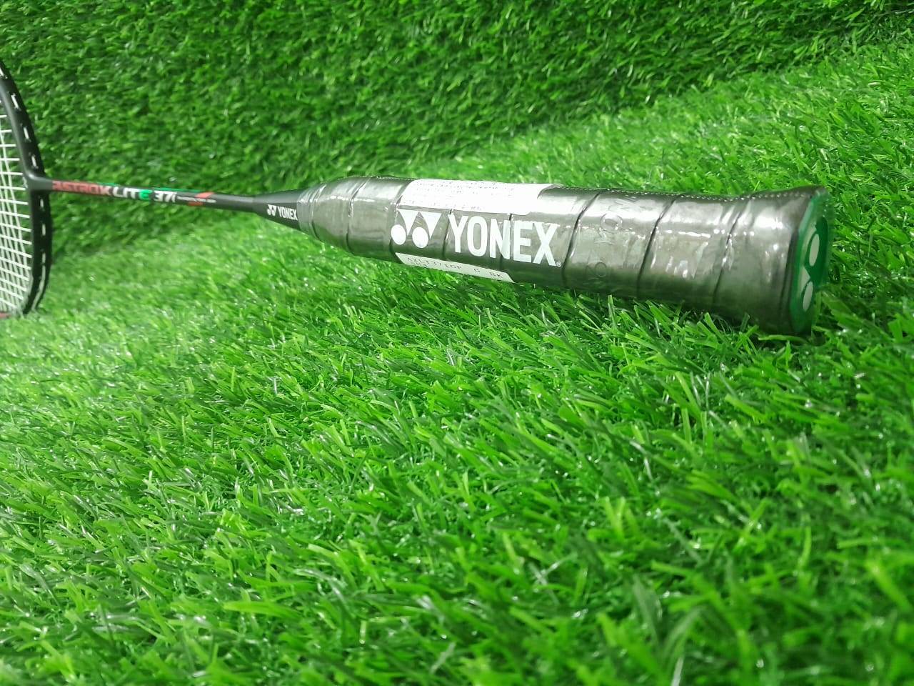 Yonex Astrox Lite 37i Badminton Racket