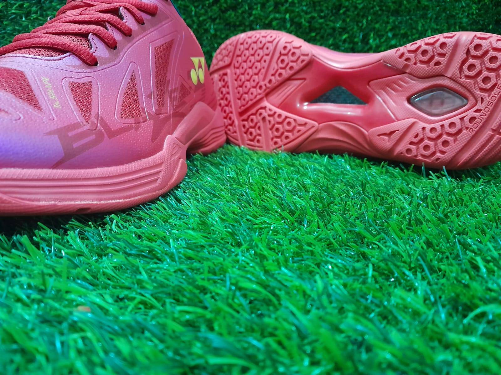 Yonex Blaze 3 Badminton Shoes Red Dark INK Gold